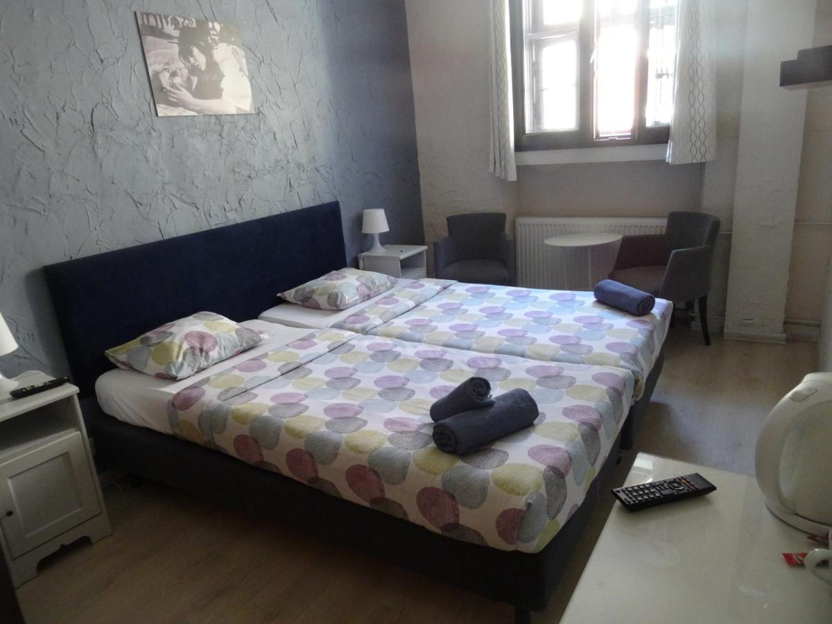 Lullaby Private Rooms Poznań Eksteriør billede